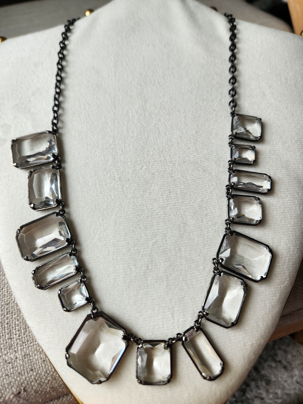 J. Crew Chunky Clear Crystal Statement Necklace in - Picture 3 of 9